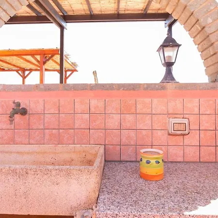 Welcomely - Josto Panoramic House
