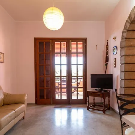 Welcomely - Josto Panoramic House *