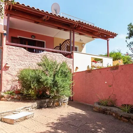 Welcomely - Josto Panoramic House